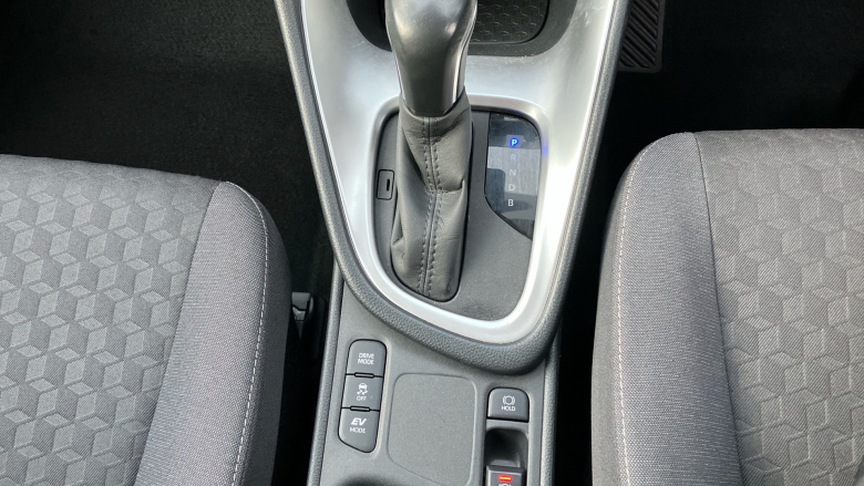 Toyota Yaris 1.5 Hybrid Design 5dr CVT Hybrid Hatchback